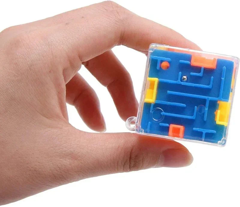 3D Rolling Ball Maze