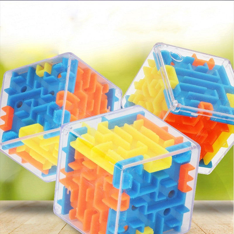 3D Rolling Ball Maze